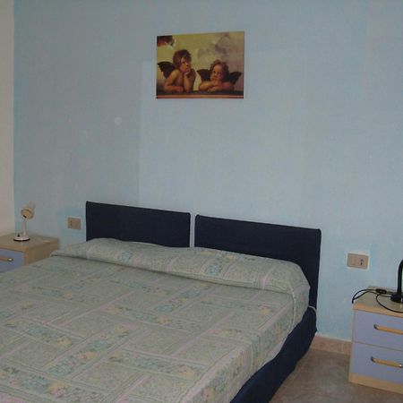 Borgo Spiaggia ايزولا روسا المظهر الخارجي الصورة